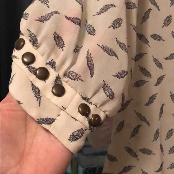 Flowy top - Picture 3 of 5